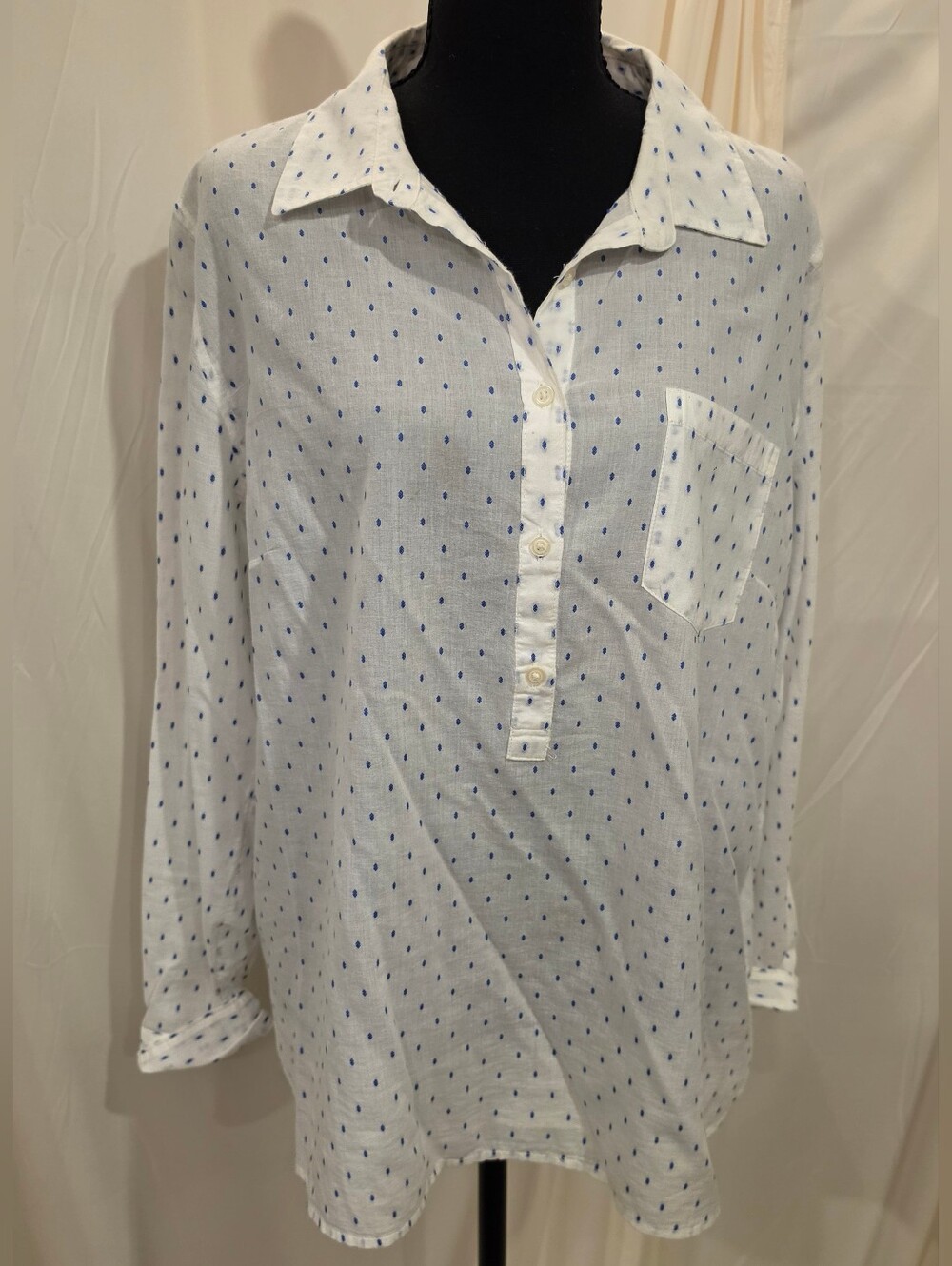 GAP Women's Large White Blue Polka Dot Popover Blouse Long Sleeve Henley Shirt